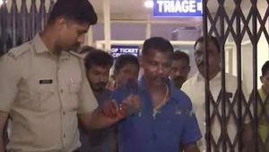 கேரளாவில் நண்பனை கொன்ற எஸ்ஐ.. வேலை பார்த்த ஸ்டேசனுக்கு பறந்த போன்.. படுபயங்கர வேலை 