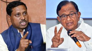  பாஜக எம்பிக்கு 2 நாட்களில் தீர்ப்பு.. ஆனால் ராகுலுக்கு மட்டும் 4 மாதங்களா? ப.சிதம்பரம் சரமாரி கேள்வி 