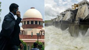  காவிரி: கர்நாடகா தர வேண்டியது 53 டிஎம்சி- வந்தது 15 டிஎம்சி.. உச்சநீதிமன்றத்தில் தமிழ்நாடு வழக்கு! 