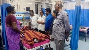 நாங்குநேரி மாணவருக்கு.. வெற்றிகரமாக நடந்த பிளாஸ்டிக் அறுவை சிகிச்சை.. சாதித்த ஸ்டான்லி டாக்டர்கள் 