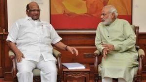 ரூட் மாறுதா? பிரதமர் வாய்ப்பை இழந்த சரத்பவார்.. திடீரென வருத்தப்பட்ட மோடி! திரும்பும் ‛‛இந்தியா’’ 