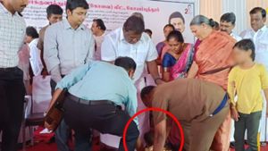 6 மாத கைக்குழந்தையை அமைச்சர் காலில் போட்ட டிரைவர்.. பதறிப்போன அதிகாரிகள்.. என்னாச்சு? 