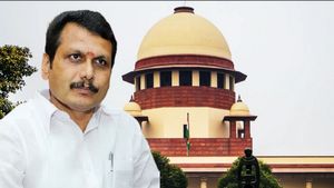 செந்தில் பாலாஜி மேல்முறையீட்டு வழக்கு நாளை ஒத்திவைப்பு.. முகுலுக்கு பதிலடி கொடுக்கும் துஷார் மேத்தா 
