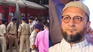 3 முஸ்லிம்களை தேடி கொன்றுள்ளார்.. பயங்கரவாத தாக்குதல்! RPF வீரர் பாஜக வேட்பாளர் ஆவாரா? ஒவைசி ஆவேசம் 