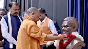 அடல் பிஹாரி வாஜ்பாயின் கனவை உ.பி அரசு நிஜமாக்கியுள்ளது! முதல்வர் யோகி ஆதித்யநாத் பெருமிதம் 