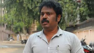சிக்கலில் இயக்குநர் கவுதமன்.. பிடிவாரண்ட் பிறப்பித்த நீதிமன்றம்..நீட் தேர்வுக்கு எதிராக போராடியதால்! 