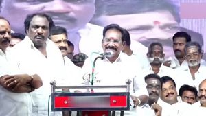 புளியோதரைக்கு புலம்பலா.. அஷ்டலட்சுமியே நேரில் வந்தாலும்.. குறை சொல்வாங்க.. சொல்வது செல்லூர் ராஜூ 