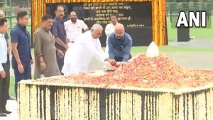 எதிர்க்கட்சிகள் முகத்தில் திகிலடித்த நிதிஷ்குமார்!”இந்தியா” அணியில் ஏகப்பட்ட பாஜக ஸ்லீப்பர் செல்கள்?