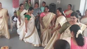வானதி ஆடிய டான்ஸ்.. முகமெல்லாம் சிரிப்பு.. மலைத்து பார்த்த கோயம்புத்தூர்! 