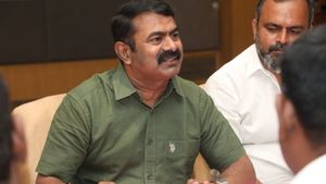 'வாடகை கட்ட கூட காசு இல்லை'..  உங்களுக்கு நண்பர்கள் இல்லையா? அதற்கு சீமான் ரியாக்சன் தான் வேறலெவல் 