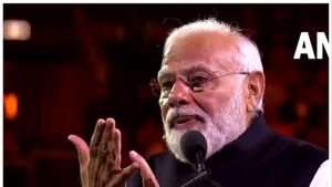 ம.பி.யில் பாஜக மண்ணை கவ்வுவதை தடுக்க பல ஆயிரம் கோடி ரூபாய் திட்டங்களுடன் பறக்கும் பிரதமர் மோடி!
