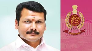 செந்தில் பாலாஜிக்கு சோதனை மேல் சோதனை.. விடாது விரட்டும் அமலாக்கத்துறை அதிகாரிகள்.. கலகலக்கும் கரூர் 