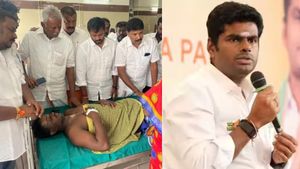 போலீஸ் ஸ்டேஷனில் தீக்குளித்து தற்கொலைக்கு முயன்ற பாஜக நிர்வாகி.. விஷயம் கேட்டு அண்ணாமலை கொந்தளிப்பு! 