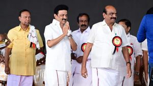 ஒரு மணி நேரத்தை கட்சிக்காக ஒதுக்குங்க.. பூத் கமிட்டி நிர்வாகிகளுக்கு ஆர்டர் போட்ட ஸ்டாலின்! 