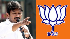  'சனாதன தர்ம ஒழிப்பு'- அமைச்சர் உதயநிதி முழக்கம்! டெல்லி தமிழ்நாடு இல்லம் முன்பு பாஜக போராட்டம்! 