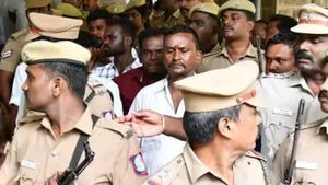 தேர்தல் முன்விரோதம்.. பஞ்சாயத்து தலைவர் கொலை வழக்கில் முன்னாள் தலைவர் உட்பட 8 பேருக்கு ஆயுள் தண்டனை! 