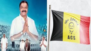 வேலூரில் தேர்தல் பணிகளை ஆரம்பித்த ஏ.சி.சண்முகம்! புதிய நீதிக்கட்சி நிர்வாகிகளை அழைத்து கவனிப்பு! 