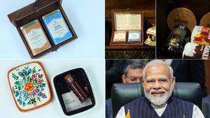  காதி உடை முதல் காஷ்மீரி குங்குமப்பூ வரை .. ஜி20 தலைவர்களுக்கு பிரதமரின் கிப்ட்!.. என்ன ஸ்பெஷல்? 