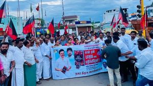 அண்ணாமலை பாதயாத்திரைக்கு பொள்ளாச்சியில் கிளம்பிய எதிர்ப்பு! 