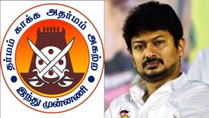  உதயநிதியின் தலைக்கு ரூ.50 கோடி.. யாசகம் பெற்றாவது தருவாராம்! வசமாய் சிக்கிய இந்து முன்னணி நிர்வாகி 