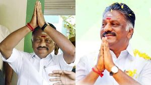 அந்தப் பக்கம் எடப்பாடி ஆலோசனை கூட்டம்.. “அது கும்பல்”.. பட்டென சொன்ன ஓபிஎஸ்! மீண்டும் புரட்சி பயணமா? 