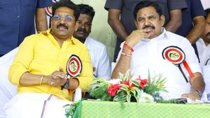 மதுரை மக்களவைத் தொகுதி! அதிமுகவில் எம்.பி. சீட்டுக்கு காய் நகர்த்தும் டாக்டர் சரவணன்! 