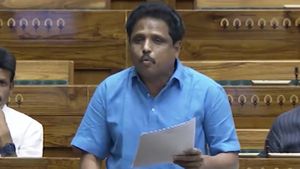 நிலவுக்கு சிவசக்தி.. இதுக்கு 'அதானி சக்தினு' பெயர் வைப்பீங்களா? நாடாளுமன்றத்தில் சு.வெங்கடேசன் சரமாரி கேள்வி