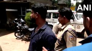  ராணுவ வீரரை தாக்கிய பிஎஃப்ஐ அமைப்பினர்? திடீரென நடந்த ட்விஸ்ட்! உண்மையை விளக்கிய கேரள போலீஸ் 
