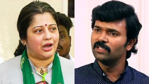 கேஸ் வாபஸ் பெற ரூ 50 ஆயிரம் டெபாசிட்! சாட்டை துரைமுருகன் போனை பாருங்க.. நடிகை விஜயலட்சுமி பரபரப்பு 