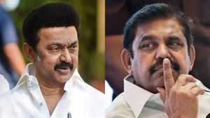 மத்தளத்திற்கு 2 பக்கமும் இடி.. எடப்பாடிக்கு 2 சைடிலும் செக் வைத்த ஸ்டாலின்.. இது லிஸ்டுலேயே இல்லையே 