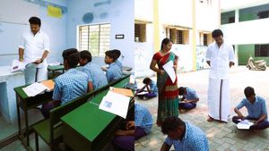கம்பம் டூ கோவில்பட்டி! ஒரே நாளில் 9 தொகுதிகளில் ஆய்வு! அமைச்சர் அன்பில் மகேஷ் Non Stop பயணம்! 