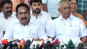 கூட்டணி பற்றி எல்லாம் நாங்க பேசக்கூடாதுங்க.. எடப்பாடி மட்டும் தான் பேசுவார்.. செல்லூர் ராஜு பரபர! 