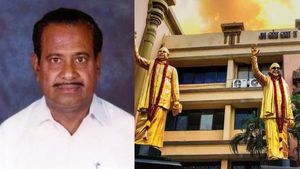 நிம்மதியின்றி தவிக்கும் திமுக மாஜி அமைச்சரின் குடும்பம்! யார் இந்த புலவர் செங்குட்டுவன்? 