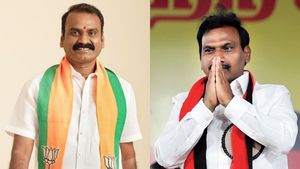 எல்.முருகன் Vs ஆ.ராசா! குளுகுளு ஊட்டியில் தகிக்கும் அரசியல் அனல்! லோக்சபா தேர்தல் பணிகள் விறுவிறு! 