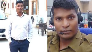 10 ரூபாய் தான் ஊதியம்.. தினக்கூலி டூ ஐஏஏஸ் அதிகாரி.. 8வது முயற்சியில் ராம் போஜன் செய்த சாதனை
