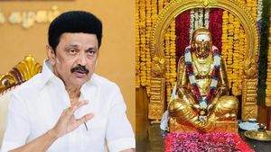 பசும்பொன் முத்துராமலிங்கத் தேவர் குருபூஜை விழா தொடங்கியது.. அக்.30ல் முதல்வர் ஸ்டாலின் மரியாதை 