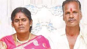 வீட்டை விட்டு ஓடிப்போய் மகன் காதல் திருமணம்.. பெற்றோர் விஷம் குடித்து தற்கொலை.. கிருஷ்ணகிரியில் 