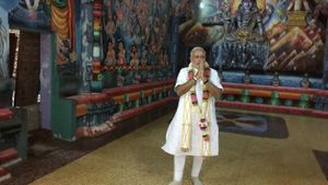 யாழ்ப்பாணம் நல்லூர் முருகன் கோவிலுக்கு 2015-ல் மோடி போகாதது ஏன் தெரியுமா? முன்னாள் தூதர் ஷாக் தகவல்!