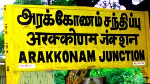  மாமியார்.. கம்பார்ட்மென்ட்டில் யாருமே இல்லை.. இரக்கமில்லா இதயங்கள்.. ஐயோ குழந்தை.. நம்ம அரக்கோணத்துல
