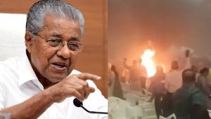 கேரளா குண்டுவெடிப்பு.. ஒரு மதம் மீது பாஜக பழி! மத்திய அமைச்சர் மீதே வழக்கு - பினராயி விஜயன் அதிரடி 