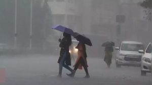 இன்னைக்கு செம ஆக்‌ஷன்.. 15 மாவட்டங்களில் கனமழை கொட்டப்போகுது - சென்னையிலும் சம்பவம் ரெடி