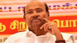 ராமதாஸும் ரெடியாகிட்டாரே.. 2024 தேர்தல் வேலை இப்போதே ஸ்டார்ட்! பாமகவினருக்கு பறந்த கட்டளை 