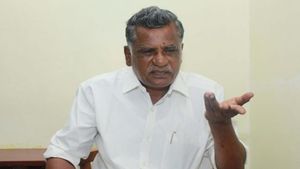  தொடர்ந்து சிகிச்சை பெற்று வரும் முத்தரசன்.. என்னாச்சு? கட்சியினருக்கு முக்கிய வேண்டுகோள்! 