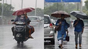 மேகத்திலிருந்து பொத்துக்கிட்டு கொட்டப்போகும் கனமழை! 12 மாவட்டங்களுக்கு அலர்ட் - ரூட்டே மாறிடுச்சே 