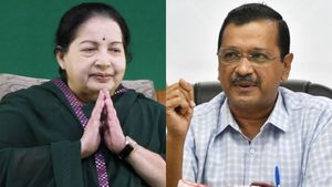 அலறும் ஆம் ஆத்மி! ஜெயலலிதா, லாலு லிஸ்டில் இணையும் அரவிந்த் கெஜ்ரிவால்? கைதானால் அரசியலே மாறும் 
