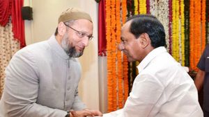  தெலுங்கானா: கேசிஆர்- ஓவைசி கூட்டணிக்கு செம்ம அடி? முஸ்லிம்கள் கூட்டமைப்பு முடிவால் பரபர திருப்பம்!
