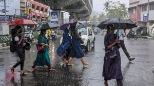  நெல்லை, தென்காசி உள்பட 10 மாவட்டங்கள்.. வெளுக்க போகும் கனமழை.. சென்னைக்கும் அலர்ட்! வானிலை மையம்