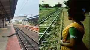 ரயிலுக்காக காத்திருக்கும் மயில்கள்.. 1977ல் முதல் இதே 'மயிலு' தான் தன் காதலனுக்காக காத்திருக்கிறதா? 