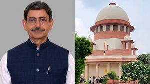 டெல்லியில் ஆளுநர் ஆர்என்ரவி: உச்சநீதிமன்ற வழக்கு- உள்துறை அதிகாரிகள், சட்ட வல்லுநர்களுடன் ஆலோசனை! 