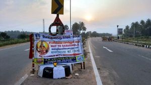 தேனி வழியாக சபரிமலைக்கு போறீங்களா..  ஐயப்ப பக்தர்கள் கவனிக்க வேண்டிய மூன்று முக்கியமான விஷயம் 